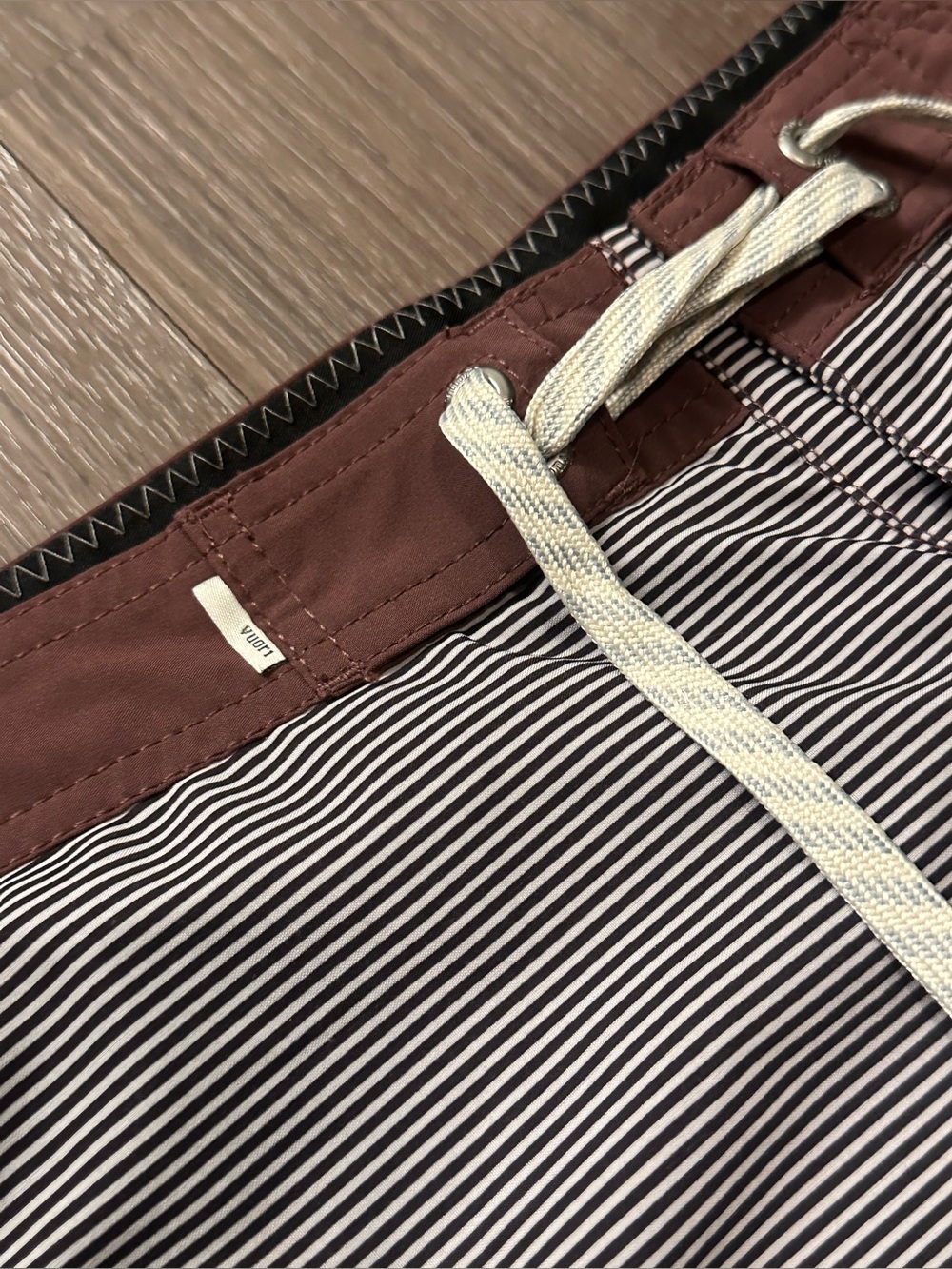 Vuori Shorts - Picture 3 of 5